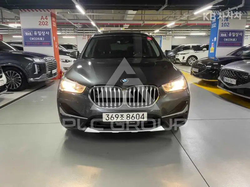2022 BMW X1