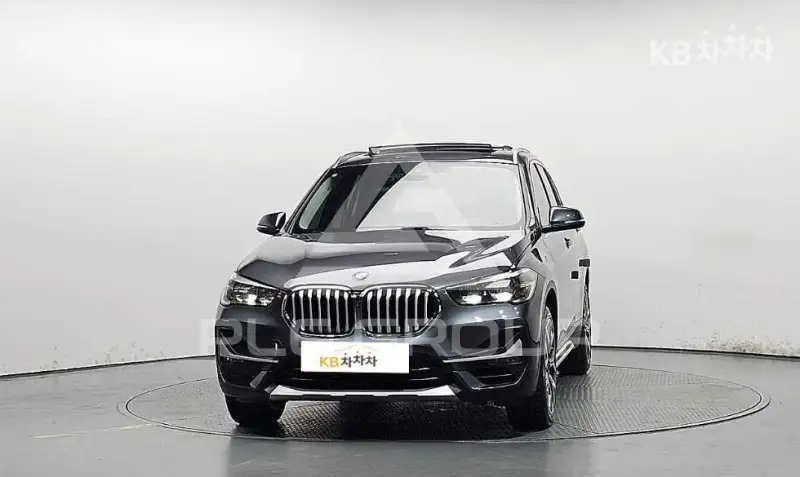 2022 BMW X1