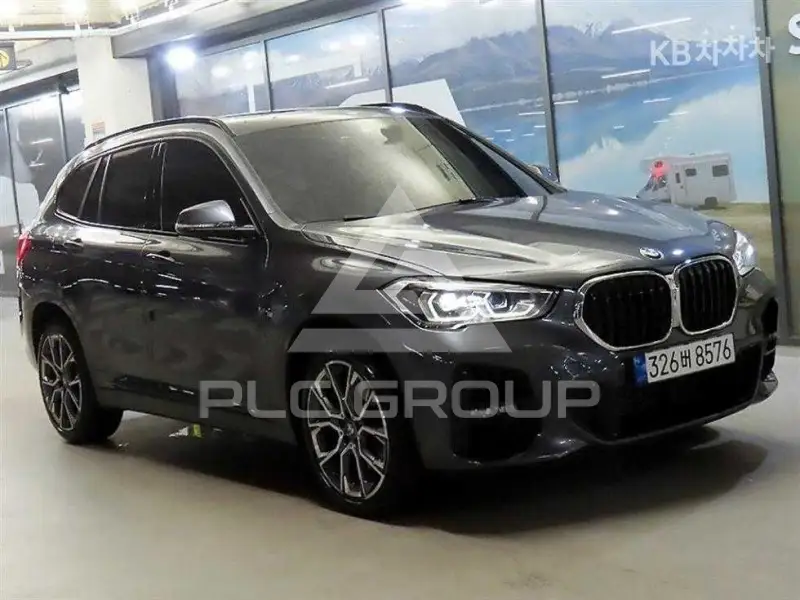 2022 BMW X1