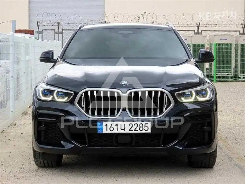 2022 BMW X6