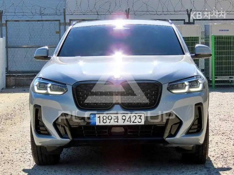 2022 BMW X4