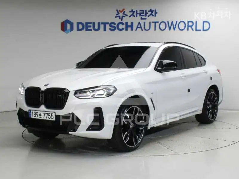 2022 BMW X4