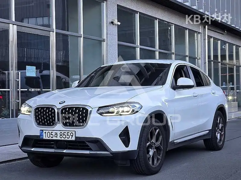 2022 BMW X4