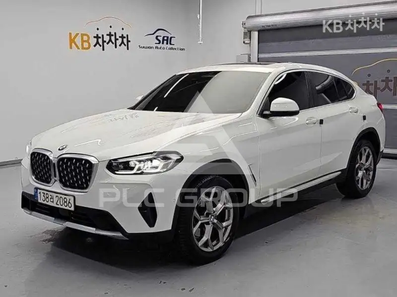 2022 BMW X4