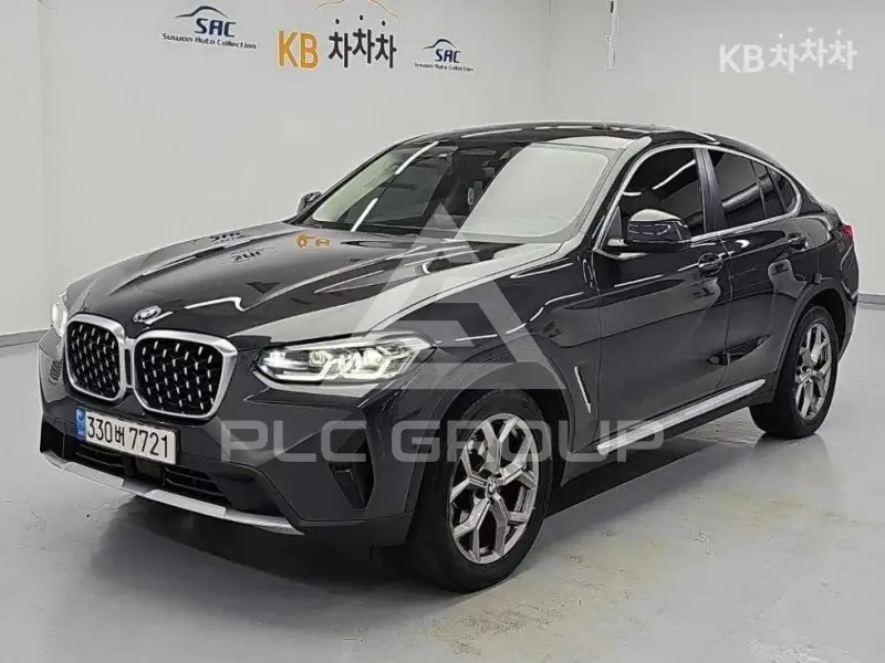 2022 BMW X4