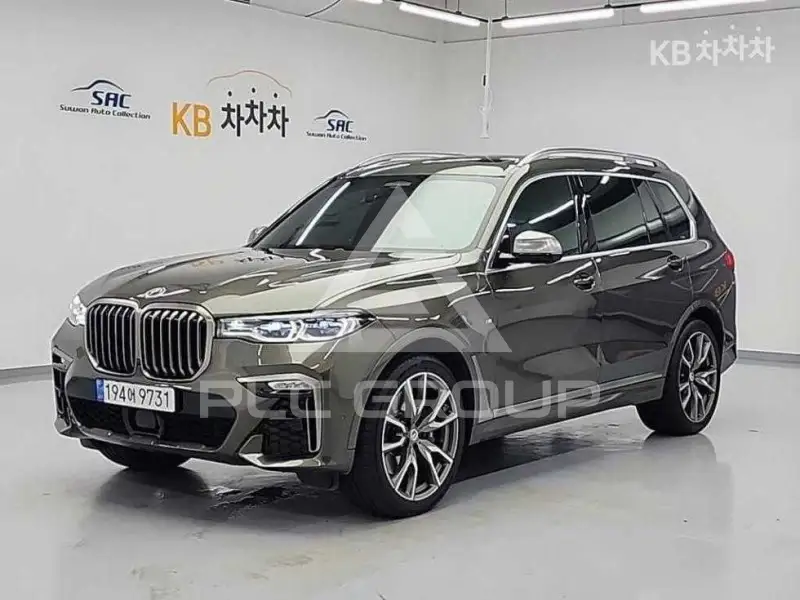 2022 BMW X7