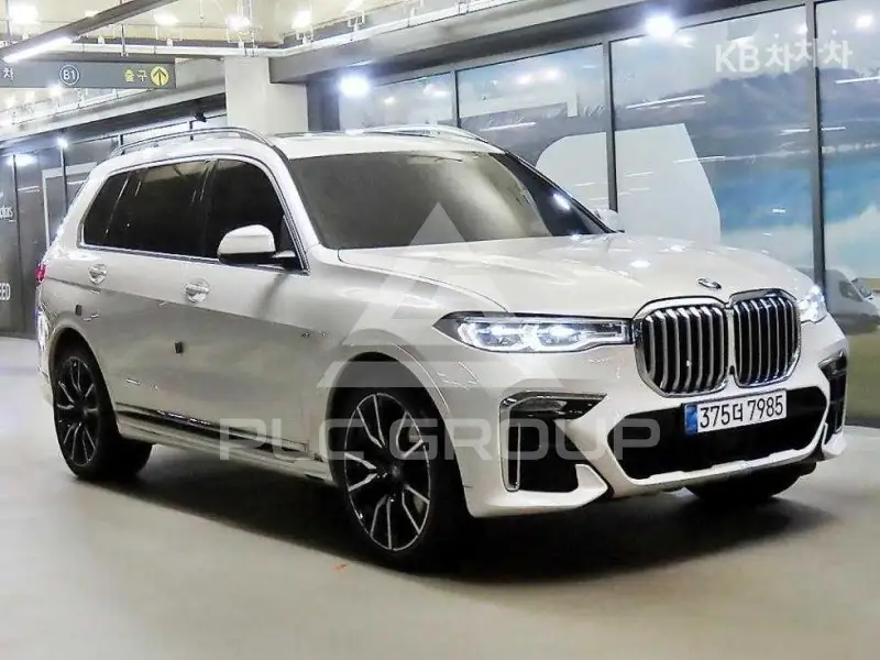 2022 BMW X7