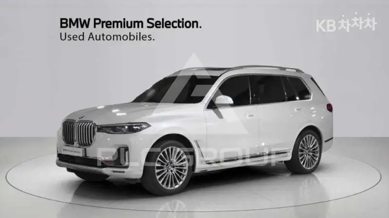 2022 BMW X7
