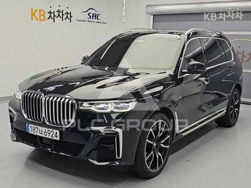 2022 BMW X7