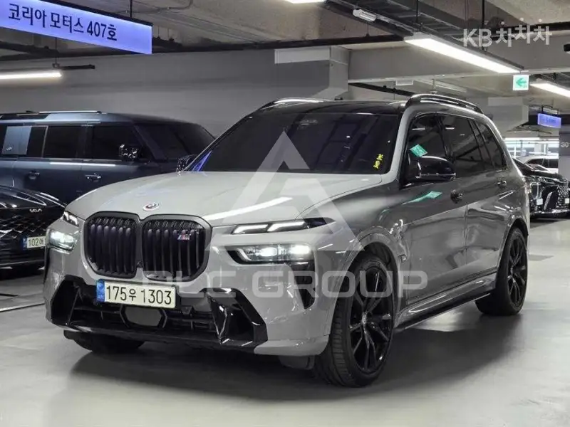 2022 BMW X7
