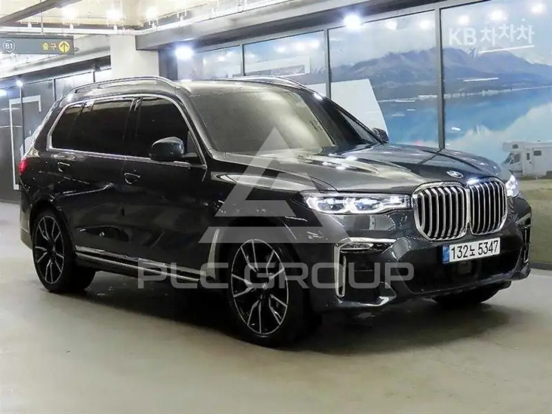2022 BMW X7