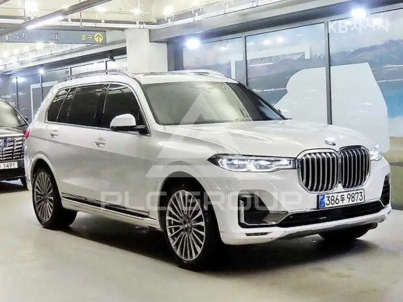 2022 BMW X7
