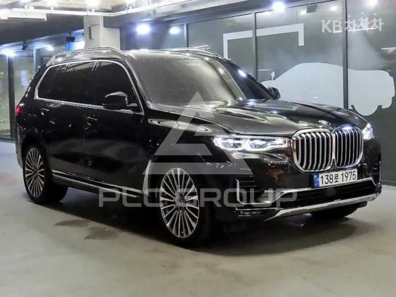 2022 BMW X7