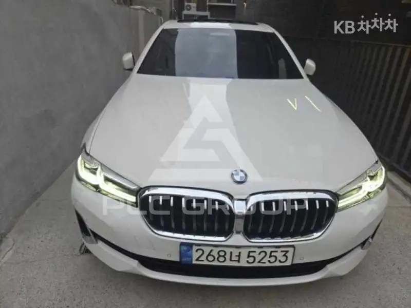 2022 BMW 5 Series