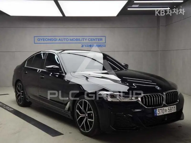 2022 BMW 5 Series
