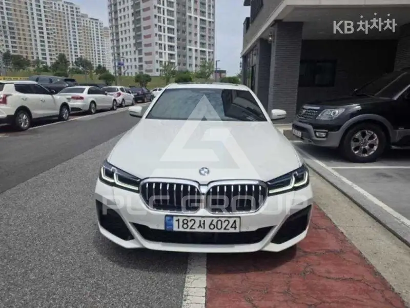2022 BMW 5 Series