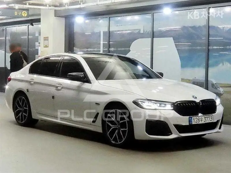 2022 BMW 5 Series
