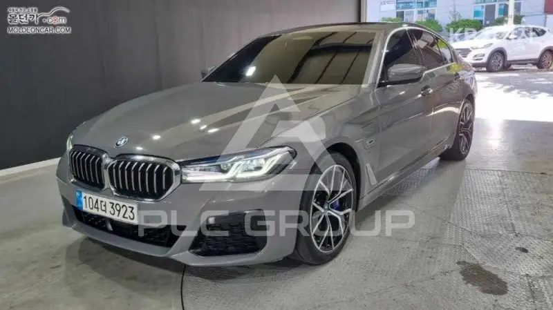 2022 BMW 5 Series