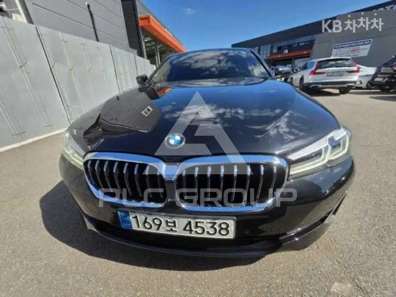 2022 BMW 5 Series