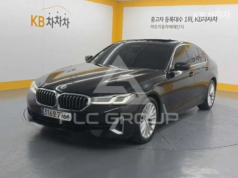 2022 BMW 5 Series