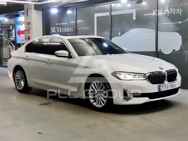 2022 BMW 5 Series