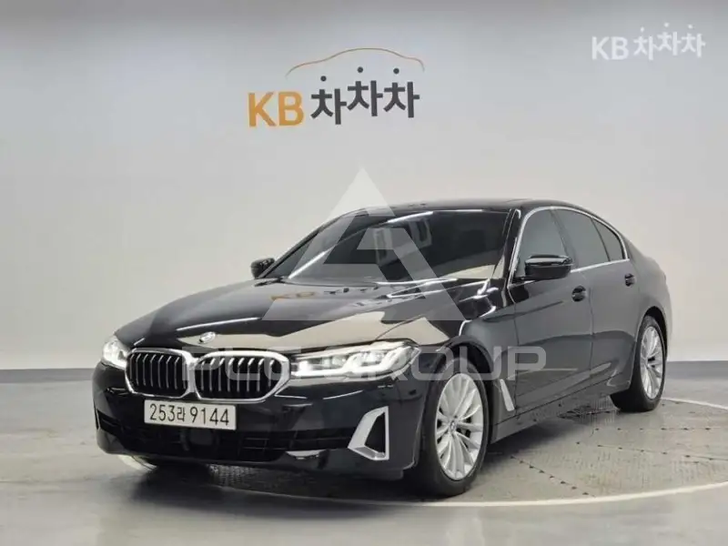 2022 BMW 5 Series
