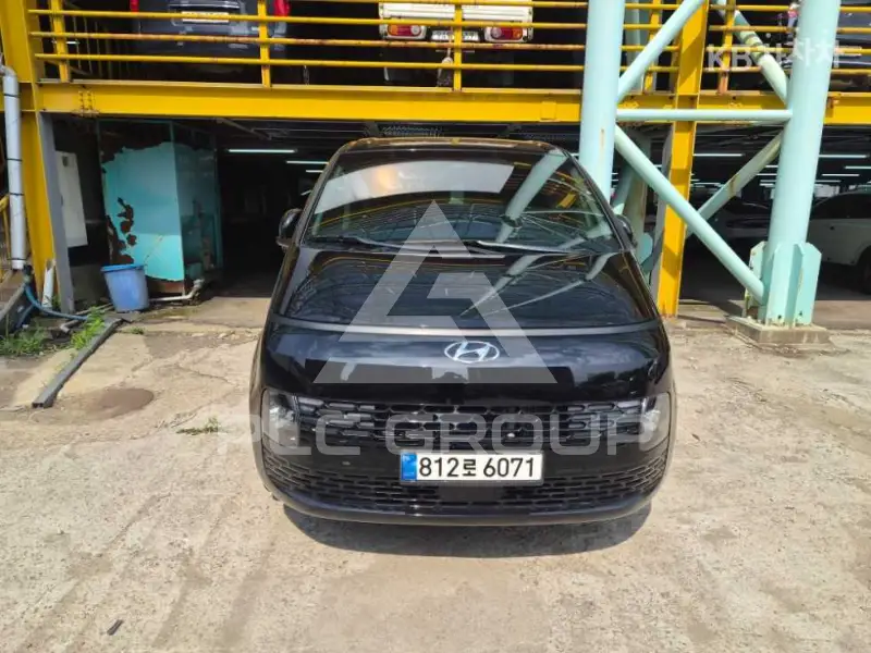 2022 Hyundai Staria