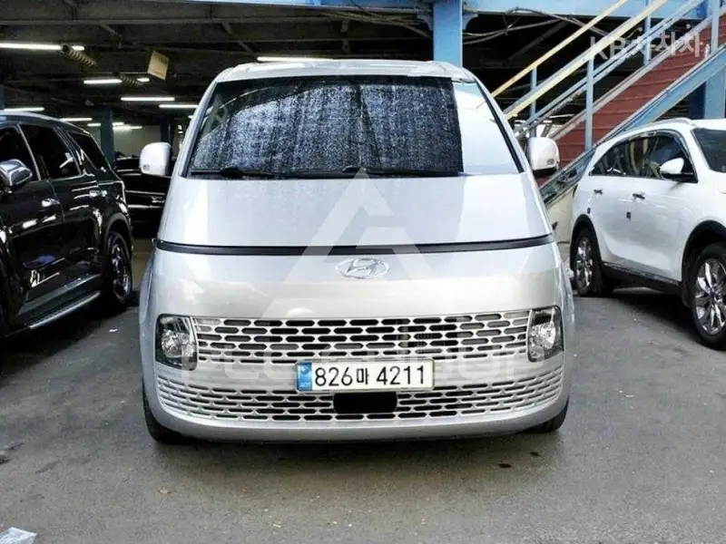 2022 Hyundai Staria