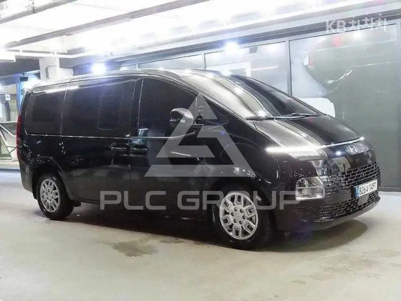 2022 Hyundai Staria