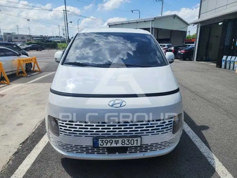 2022 Hyundai Staria