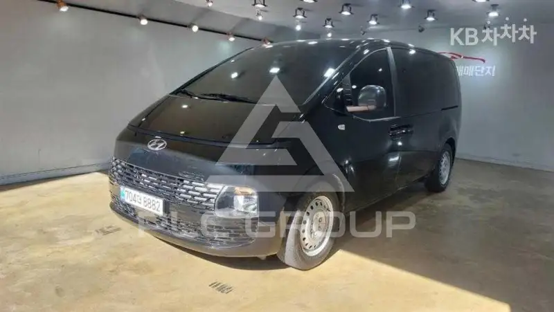 2022 Hyundai Staria