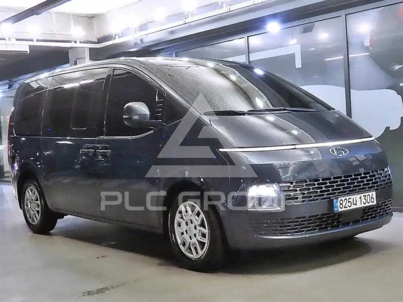 2022 Hyundai Staria