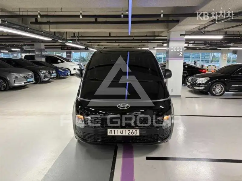 2022 Hyundai Staria