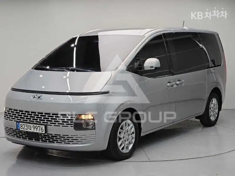 2022 Hyundai Staria