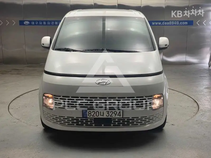 2022 Hyundai Staria