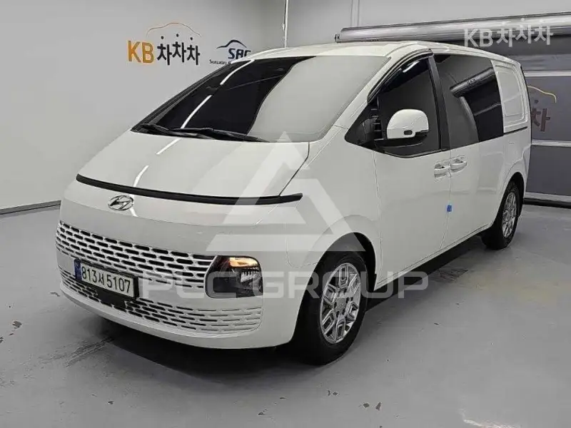 2022 Hyundai Staria