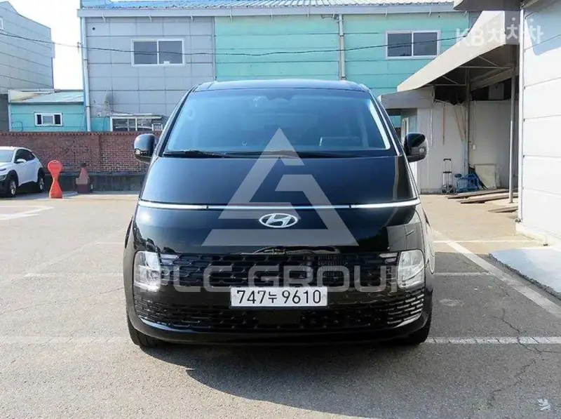 2022 Hyundai Staria