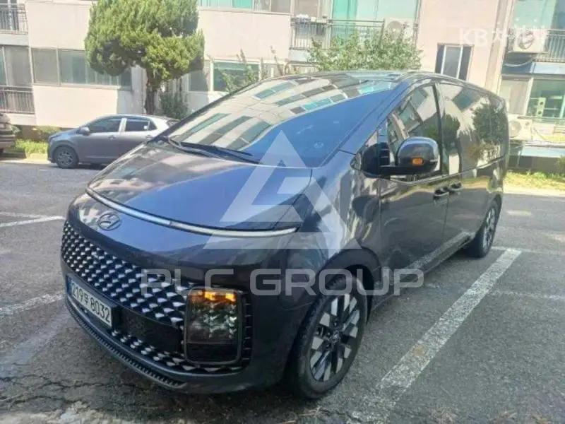 2022 Hyundai Staria