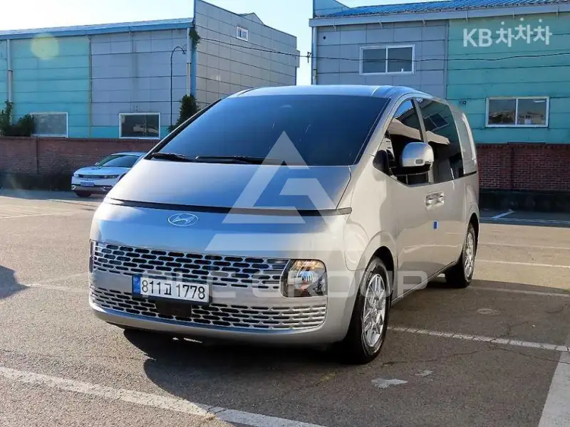 2022 Hyundai Staria