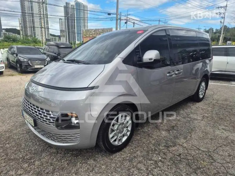 2022 Hyundai Staria