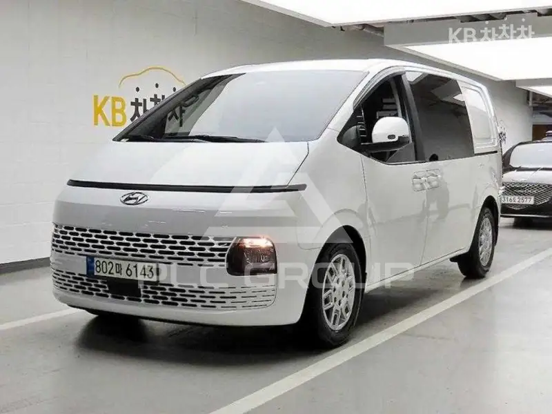 2022 Hyundai Staria