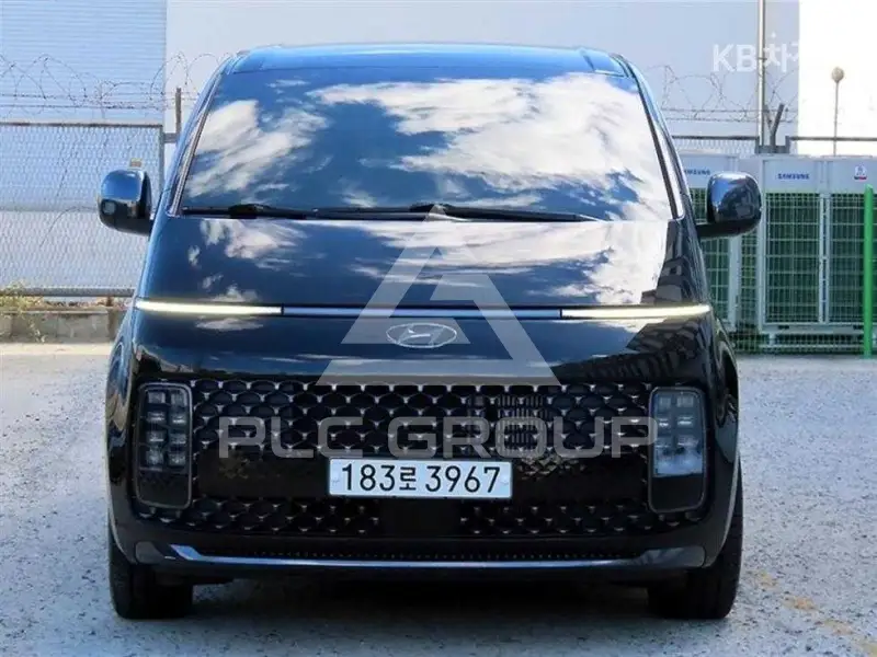 2022 Hyundai Staria