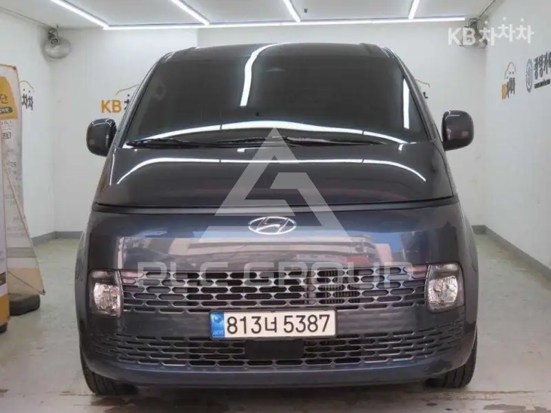 2022 Hyundai Staria