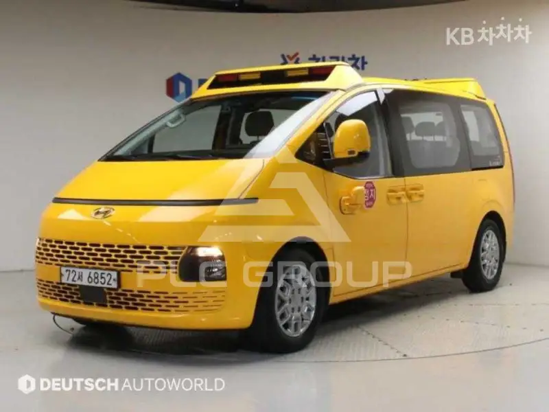 2022 Hyundai Staria