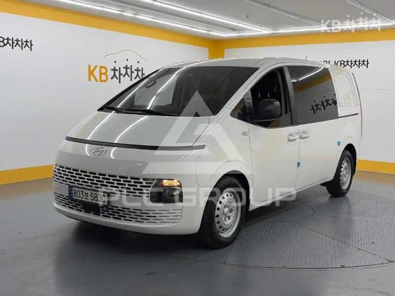 2022 Hyundai Staria