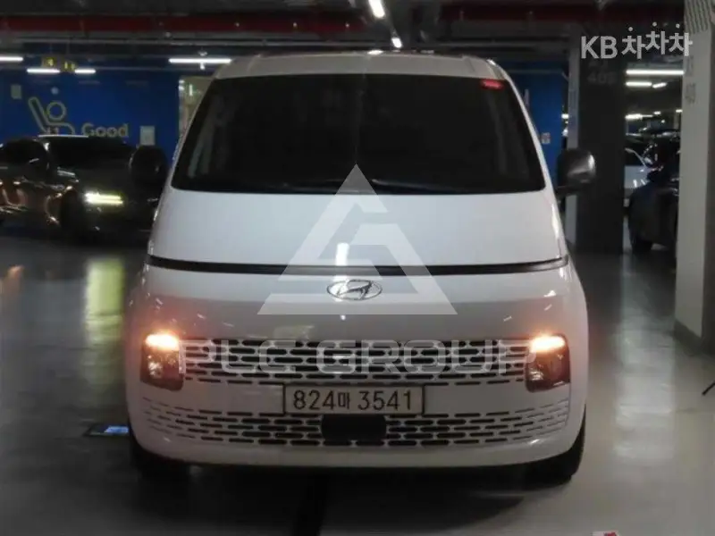 2022 Hyundai Staria