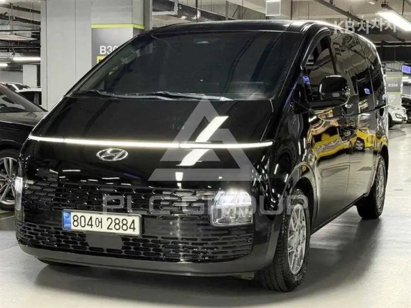 2022 Hyundai Staria