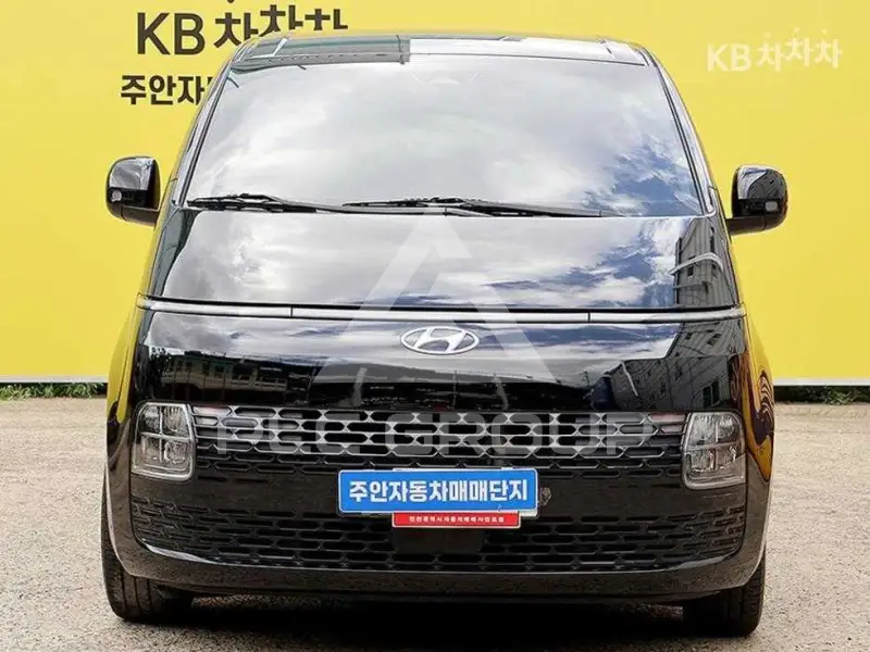 2022 Hyundai Staria