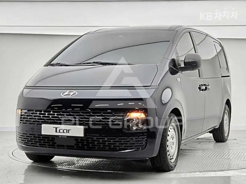 2022 Hyundai Staria