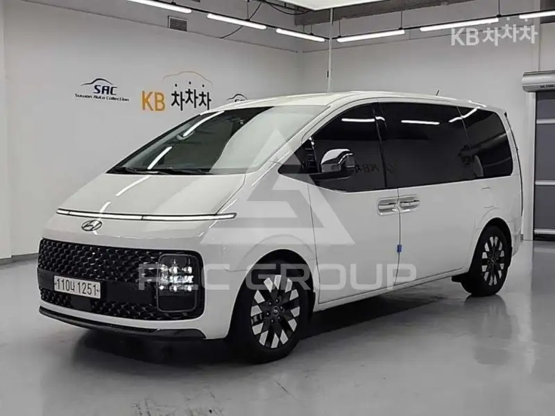 2022 Hyundai Staria